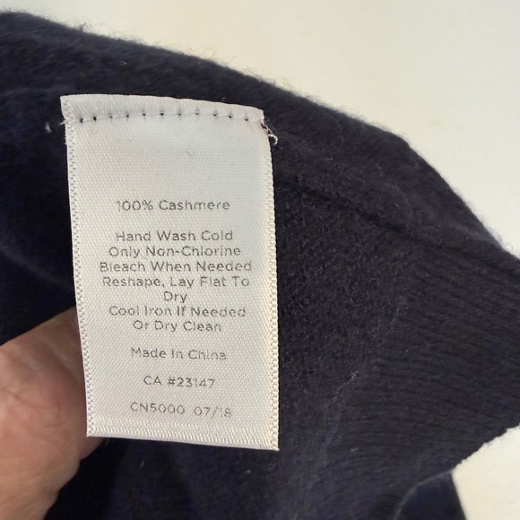 Talbots Woman Petites L Navy 100% Pure Cashmere Crewneck Sweater 3/4 Sleeve - Picture 3 of 8
